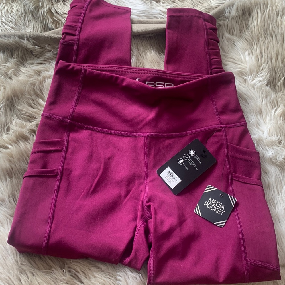 New Purple leggings - M